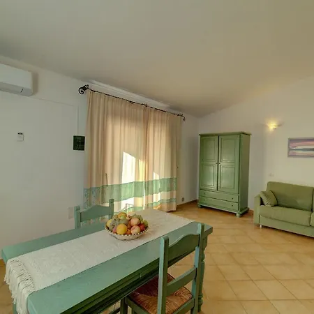 アパート The Fantastic Residenza Badus Sleeps 2 Num0829